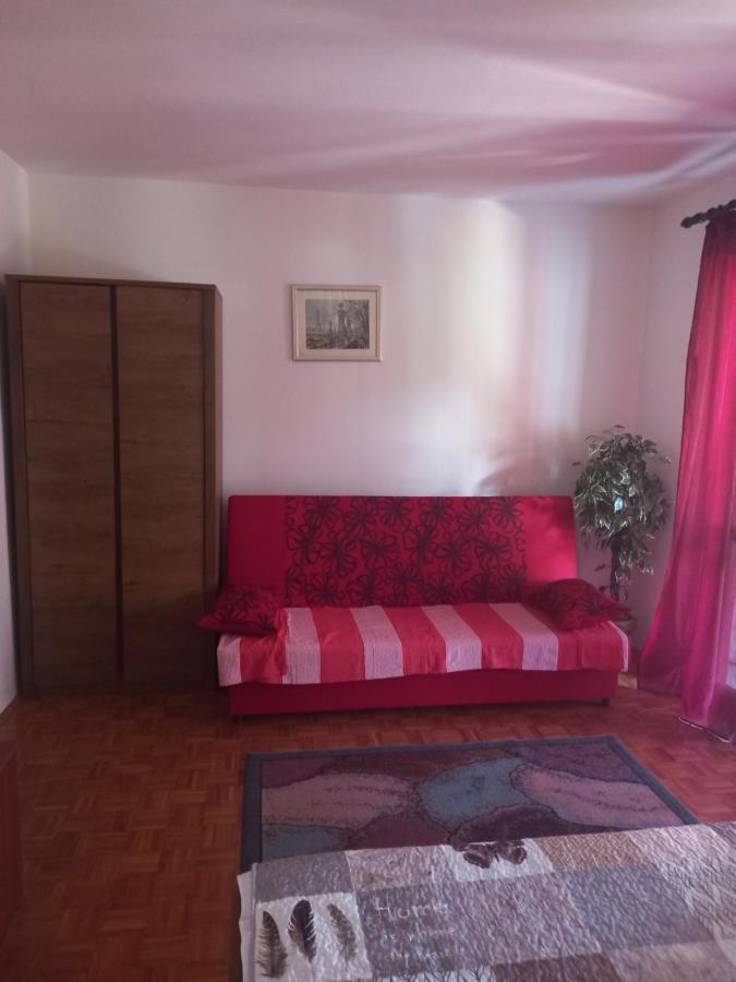 Villa Dubravka 1 Funtana Esterno foto