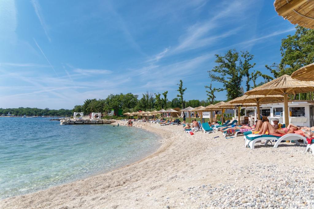 Villa Dubravka 1 Funtana Esterno foto